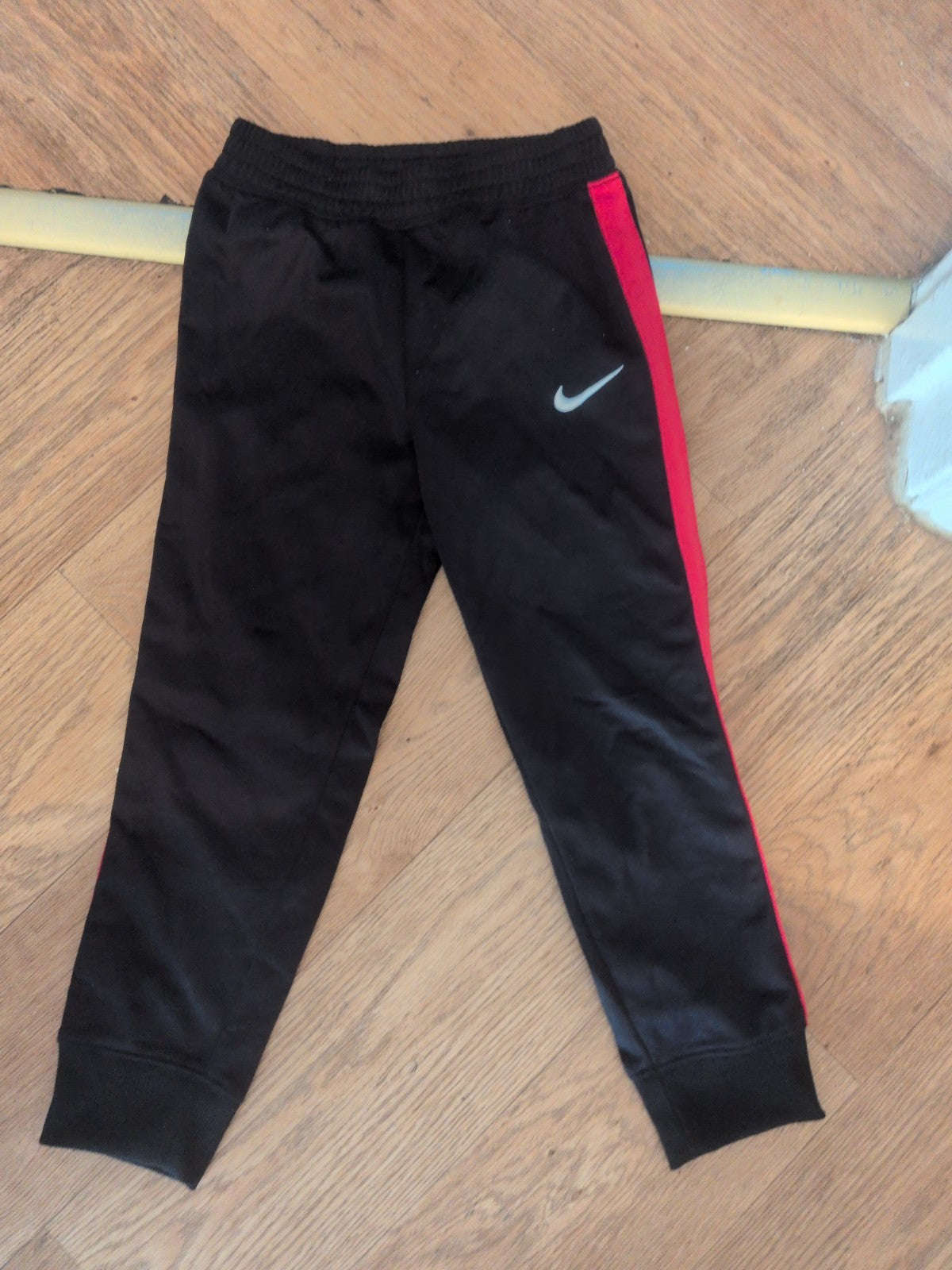 Girls 5-6 Years Nike Black And Pink Track Pants