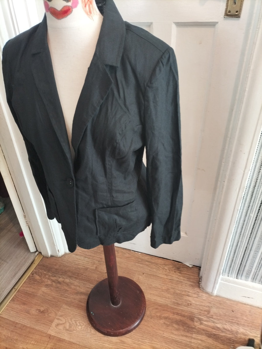 Ladies Peacocks Size 14 Black Long Sleeved Blouse
