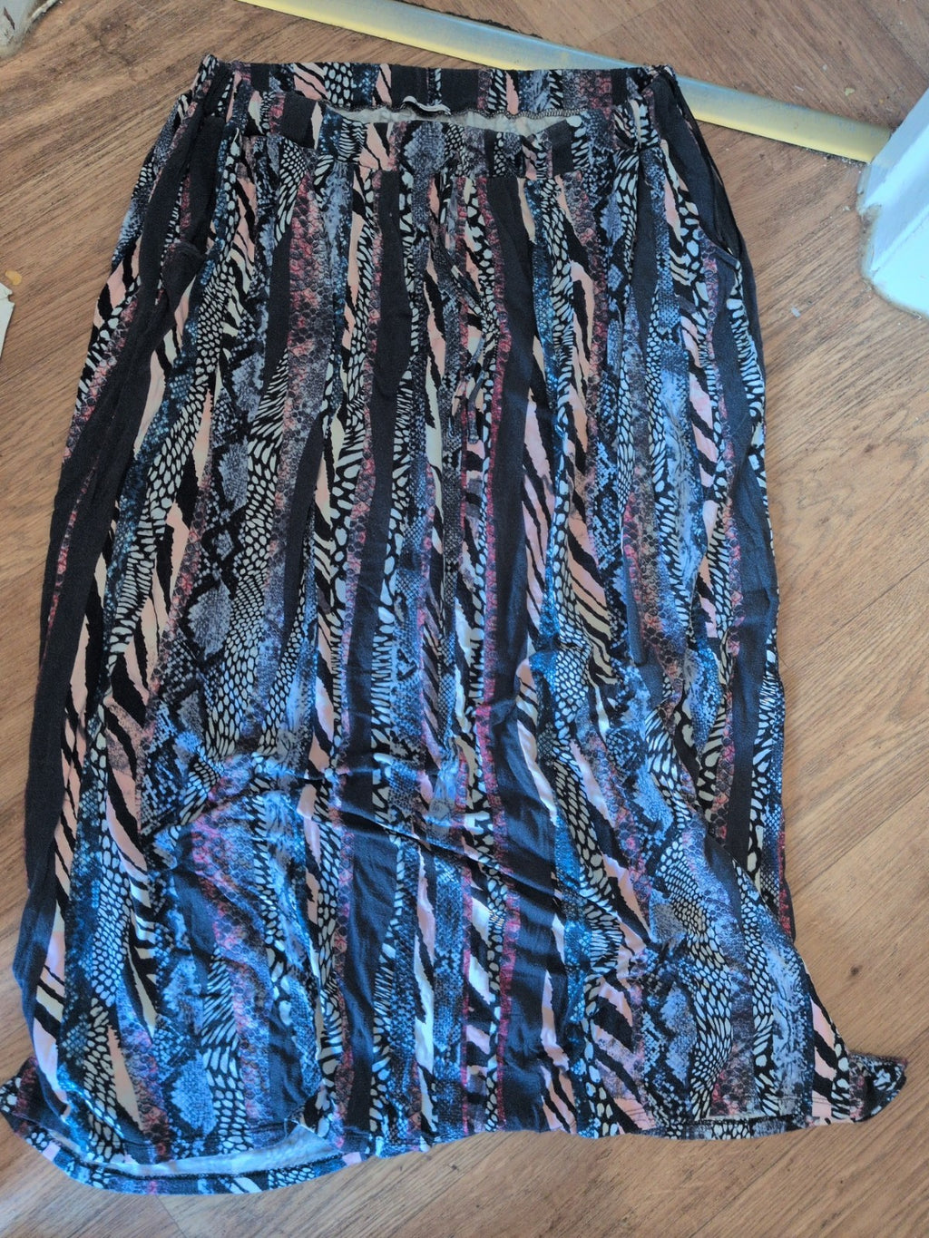 Ladies Tu Size 18 Multi Aztec Long Length Maxi Skirt