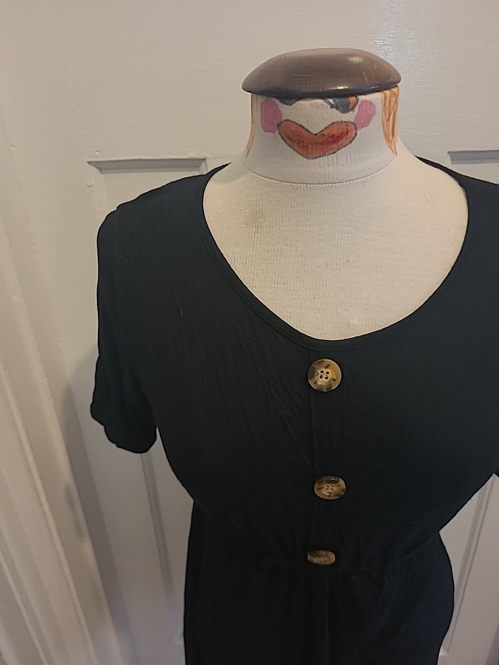 Ladies Boohoo Size 8 Black Short Sleeved Imitation Buttoned Dress