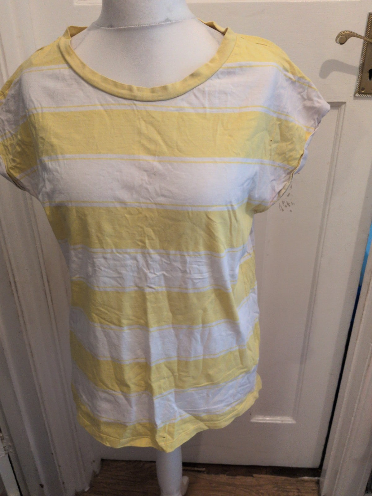 Ladies F&F Size 18 Yellow Stripe Cap Sleeve T-shirt