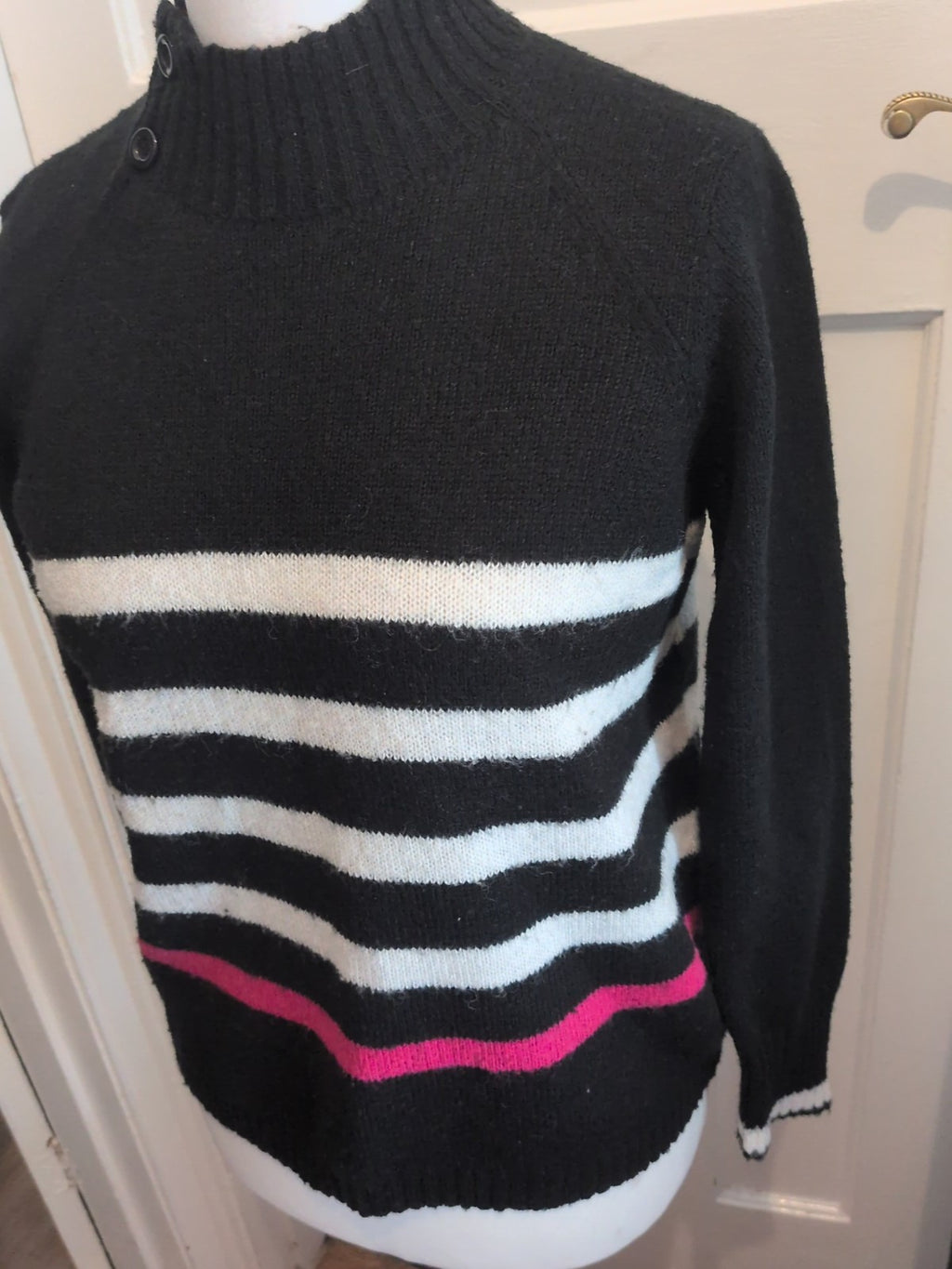 Roman 12 Black Pink Pullover Jumper