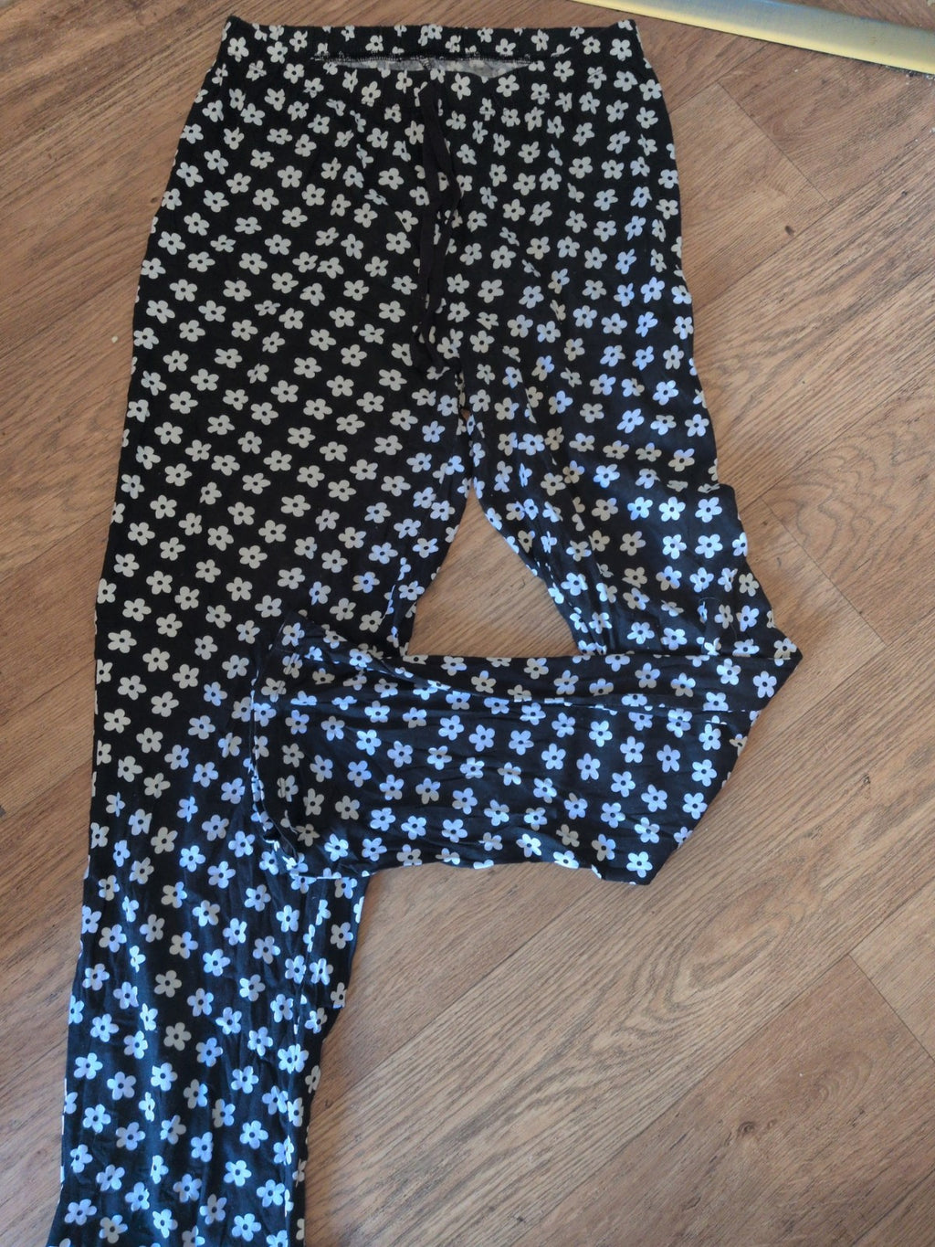Ladies George Size 8-10 Flower Pyjama Bottoms Black And White Elasticated