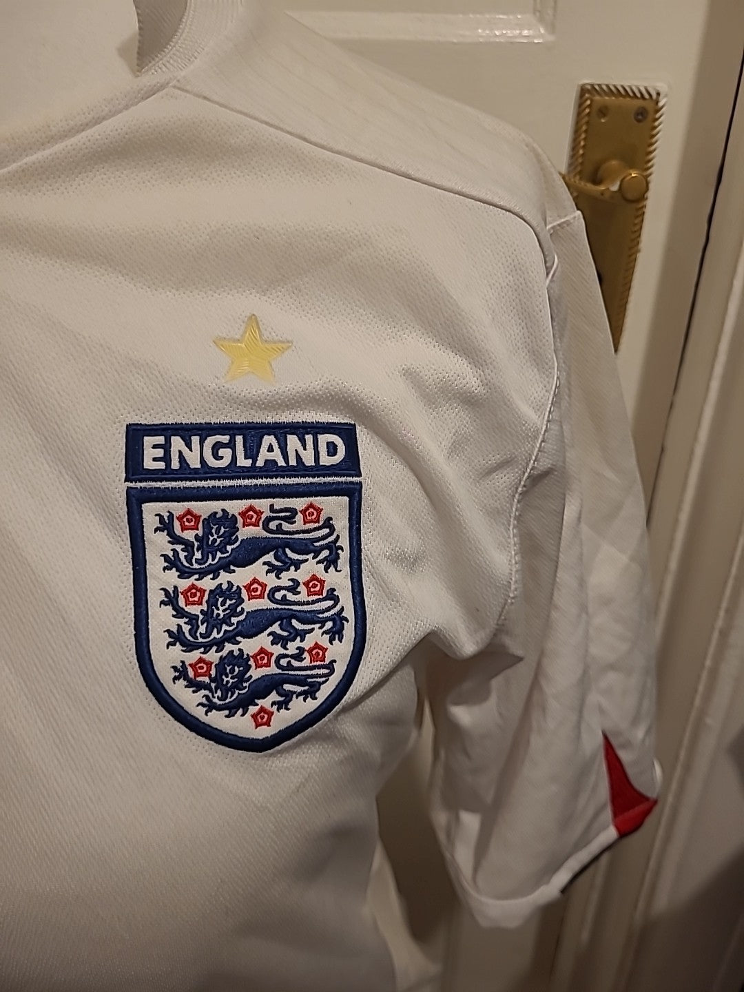 Mens Umbro Size Medium England Fc Shirt