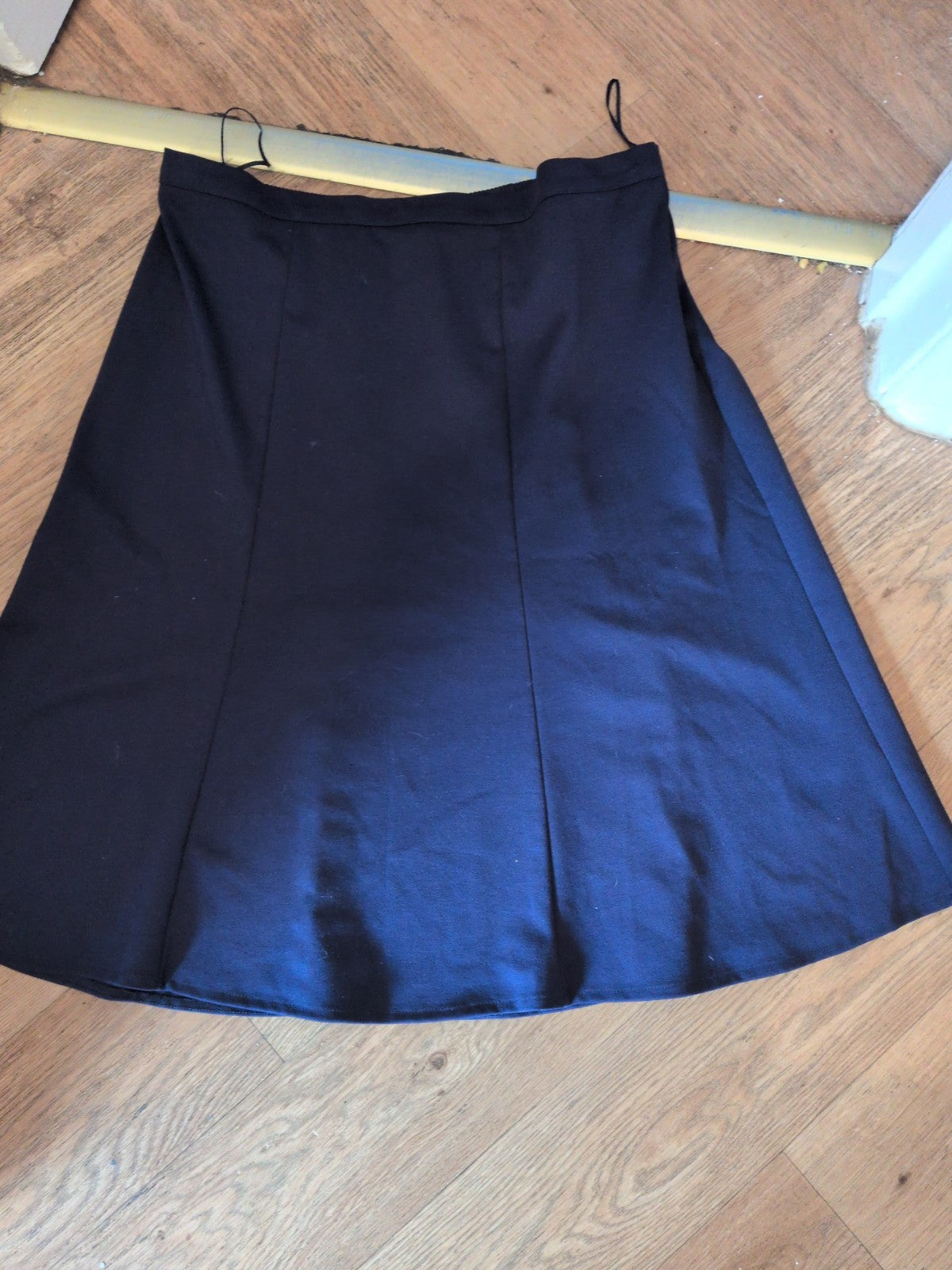 Ladies Bonmarche 16 Navy Elasticated Flare Midi Skirt