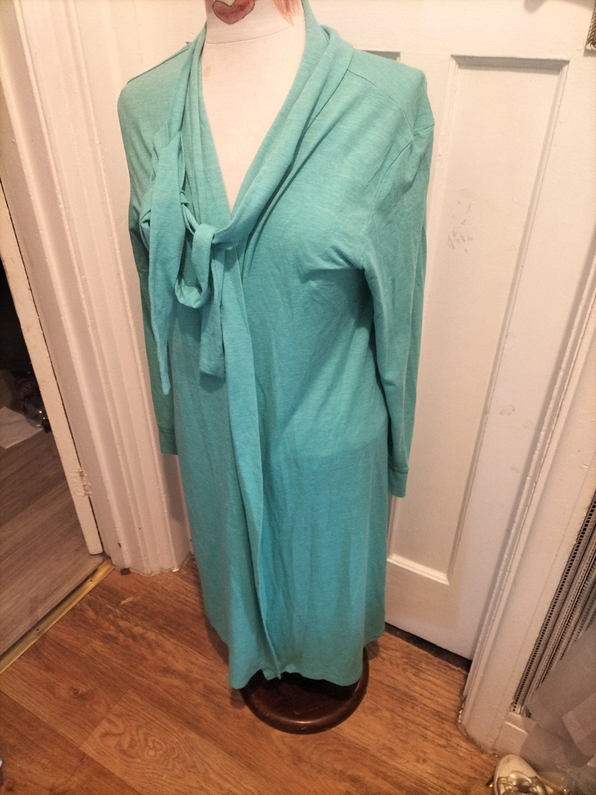 Ladies Tu Size Medium Turquoise Longline Cardigan