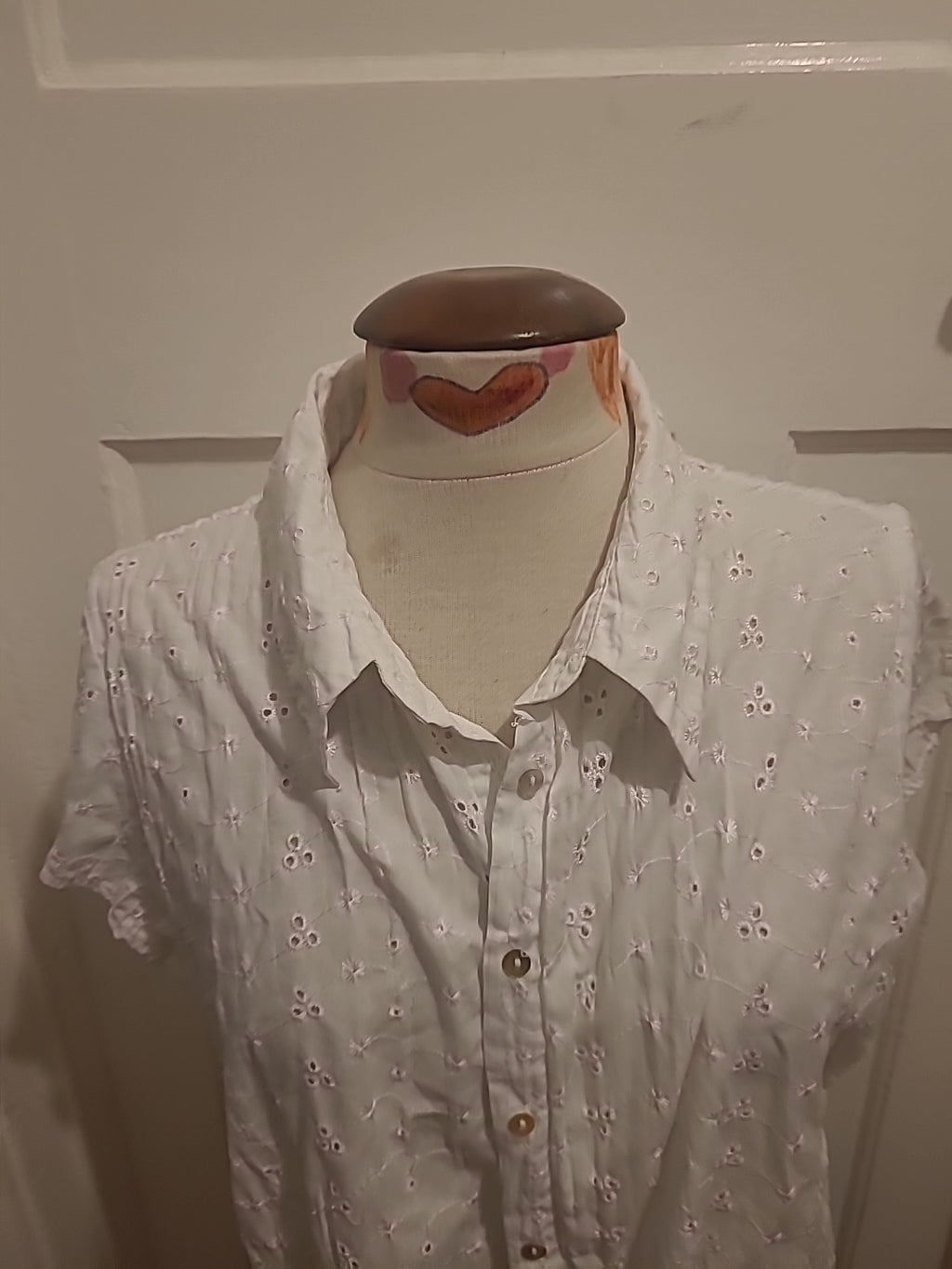 Ladies Bella Moda Size 20 White Short Sleeved Buttoned Blouse