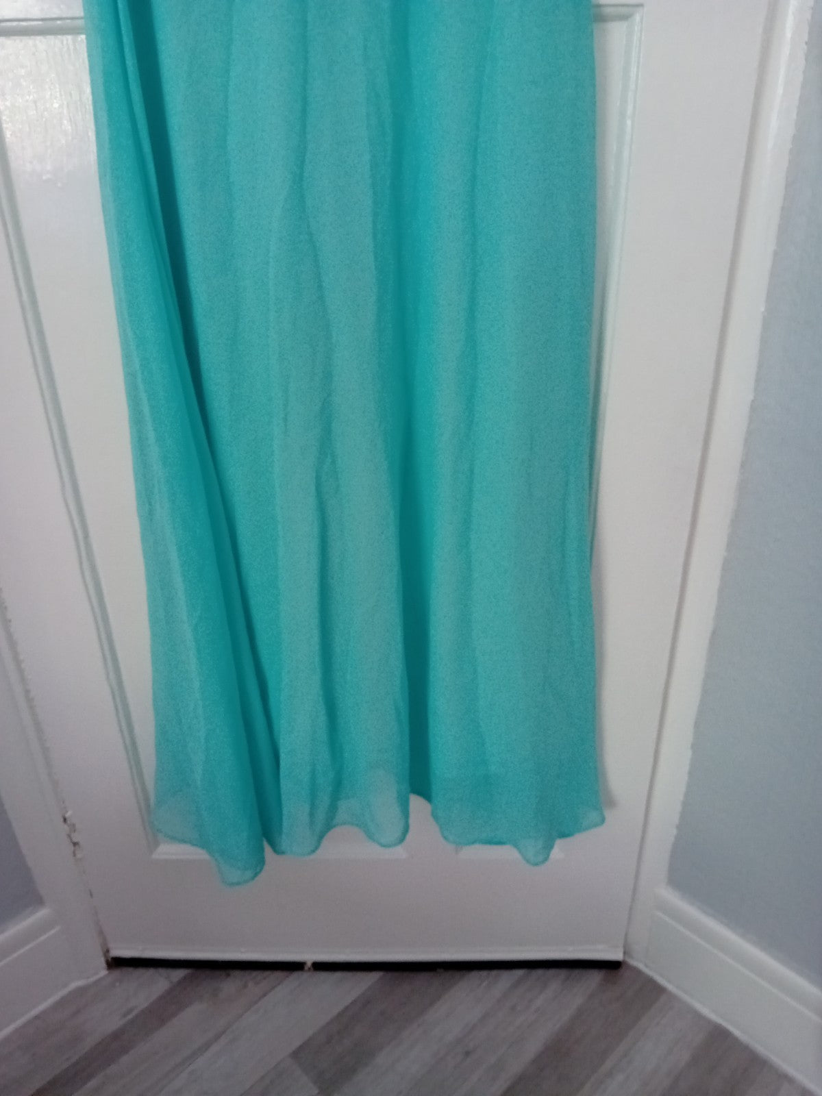 Ladies Evening Dress  Size 10 Ever Pretty V Neckline Front & Back Free Delivery