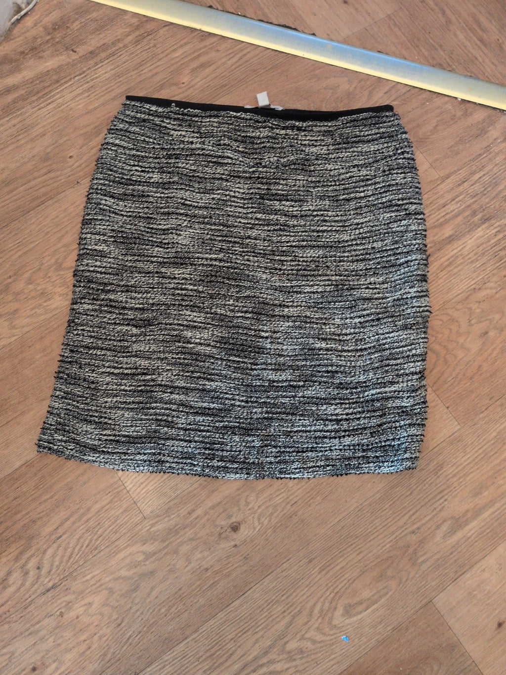 Esprit Large Grey Fleck Slight Stretch Skirt Knee Length Lined