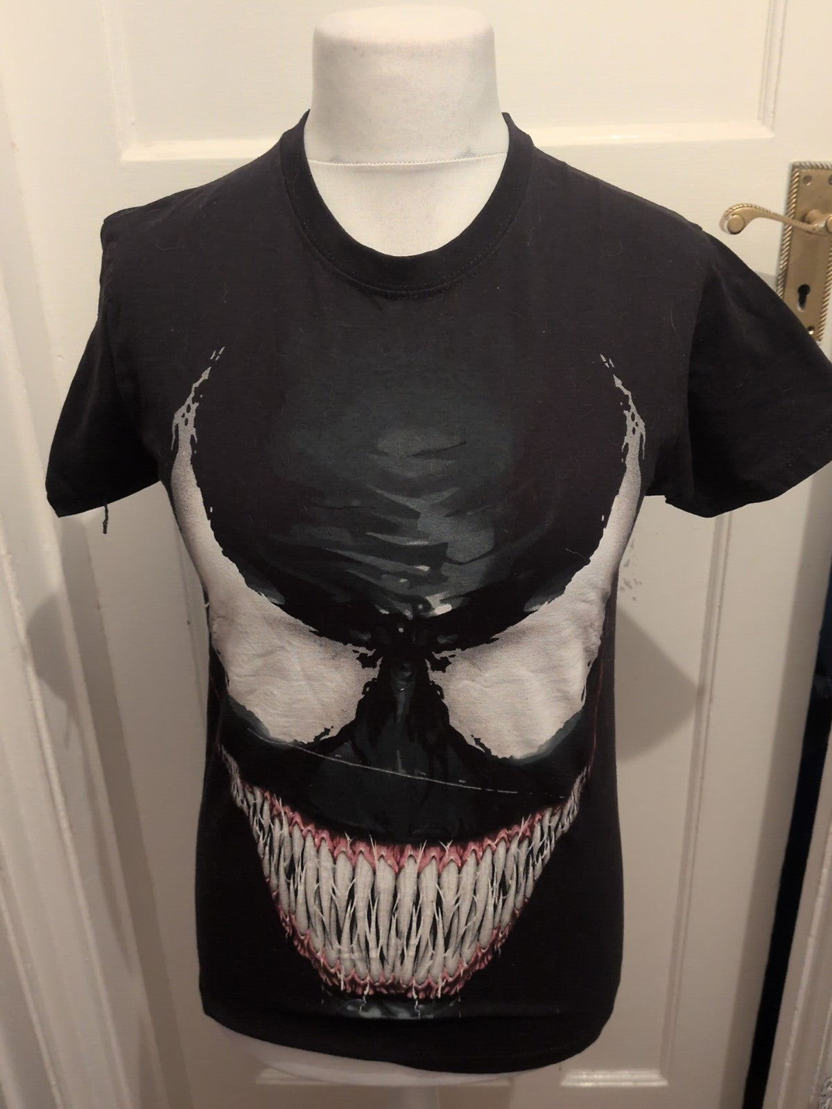 Mens Marvel Size Small Black Printed Short Sleeved T-shirt