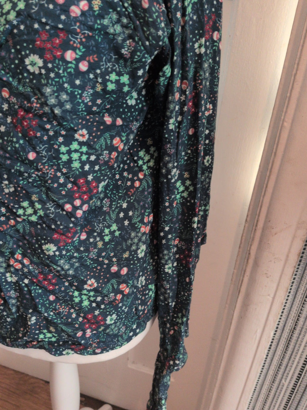 Ladies Maine New England Size 20 Navy Floral Long Sleeve Blouse