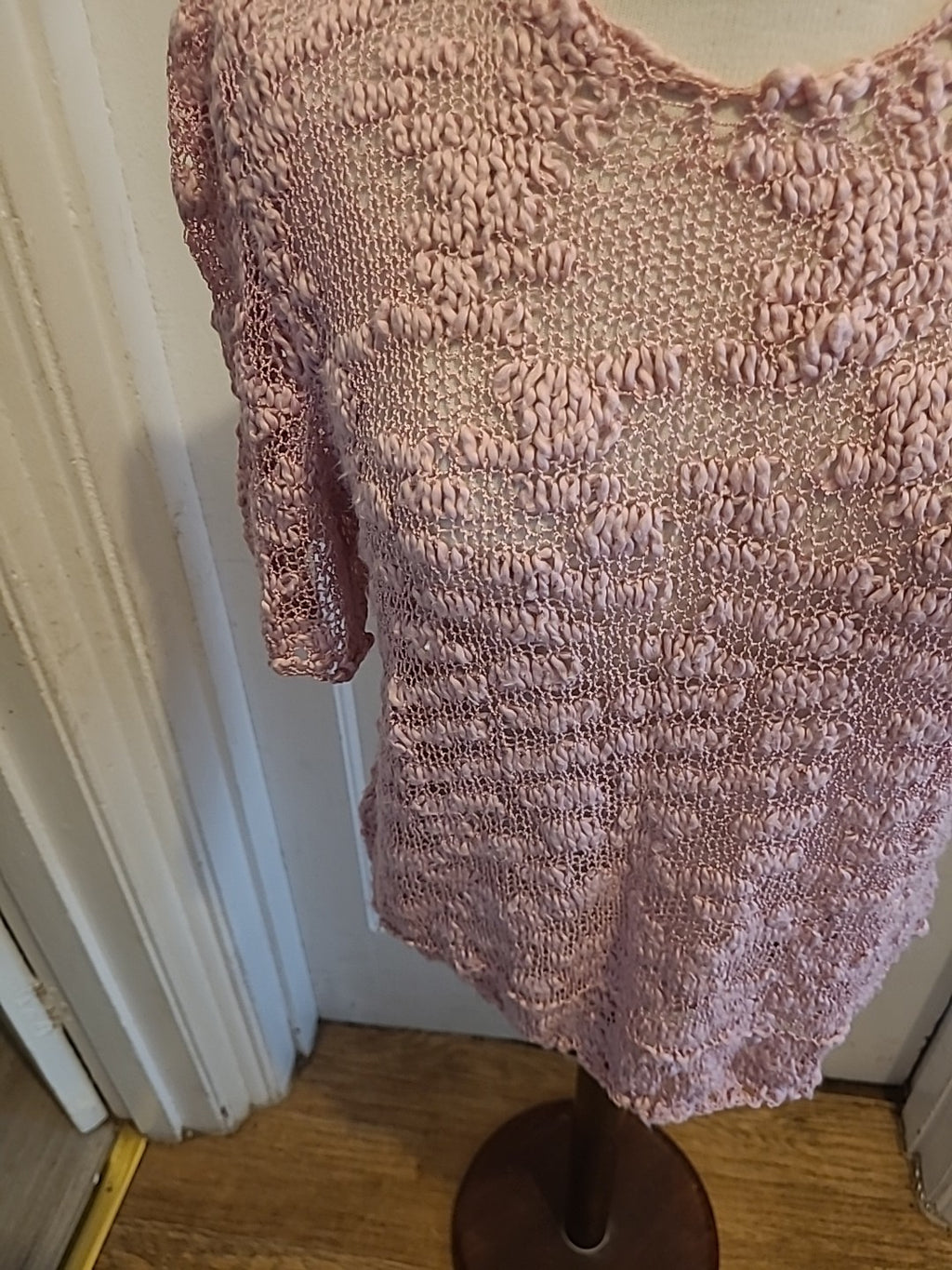 Ladies Size Small Pink Short Sleeved Tshirt