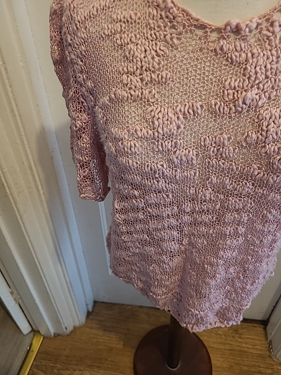 Ladies Size Small Pink Short Sleeved Tshirt