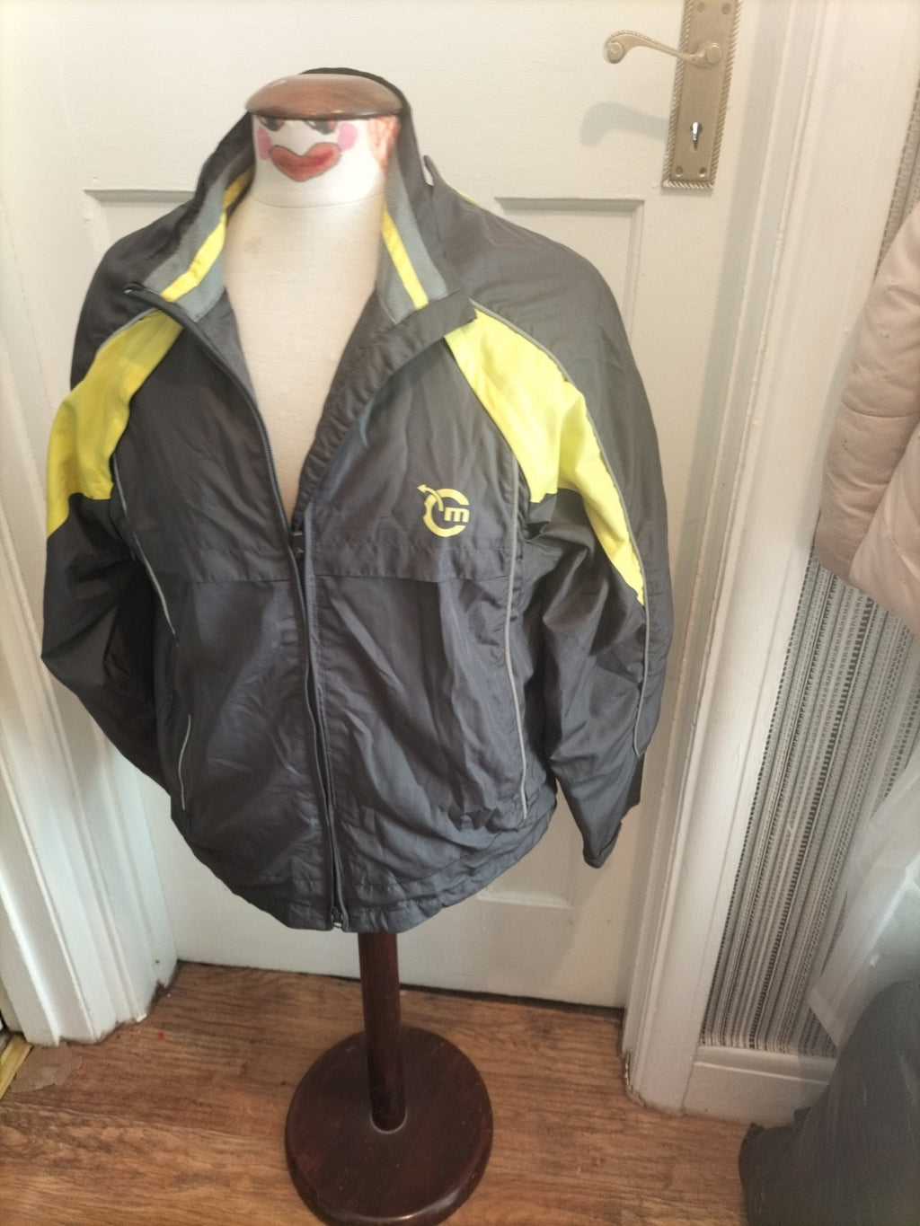 Mens Movement Size 38R Grey And Yellow Mesh Lined Zip Through Jacket
