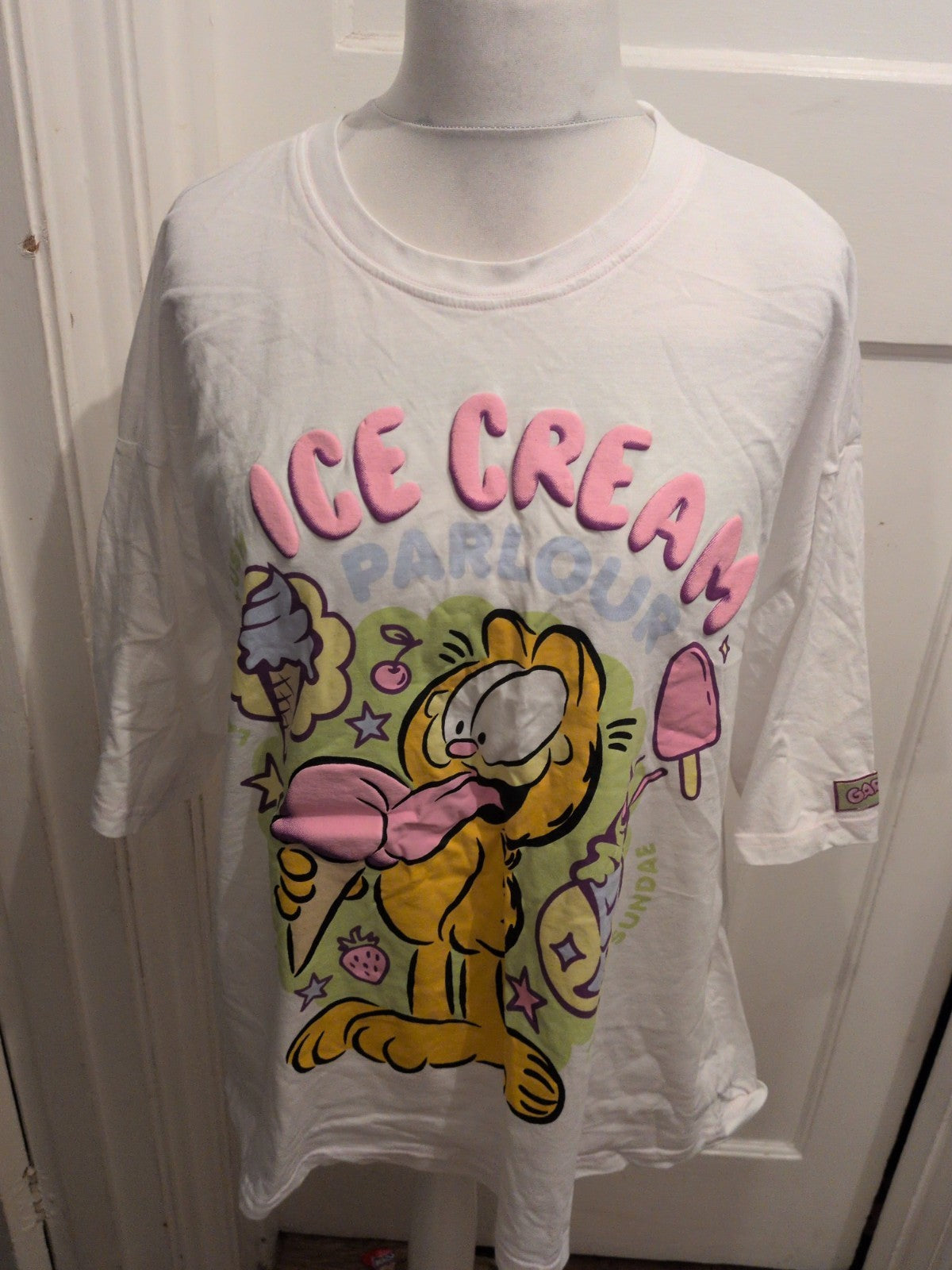 George Pyjama Top 20-22 Garfield Print