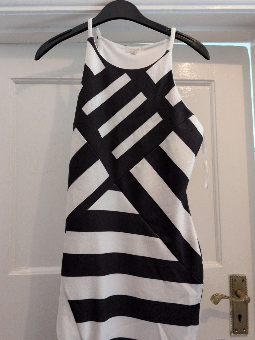 River Island 10 Black And White Sleeveless Pencil Dress