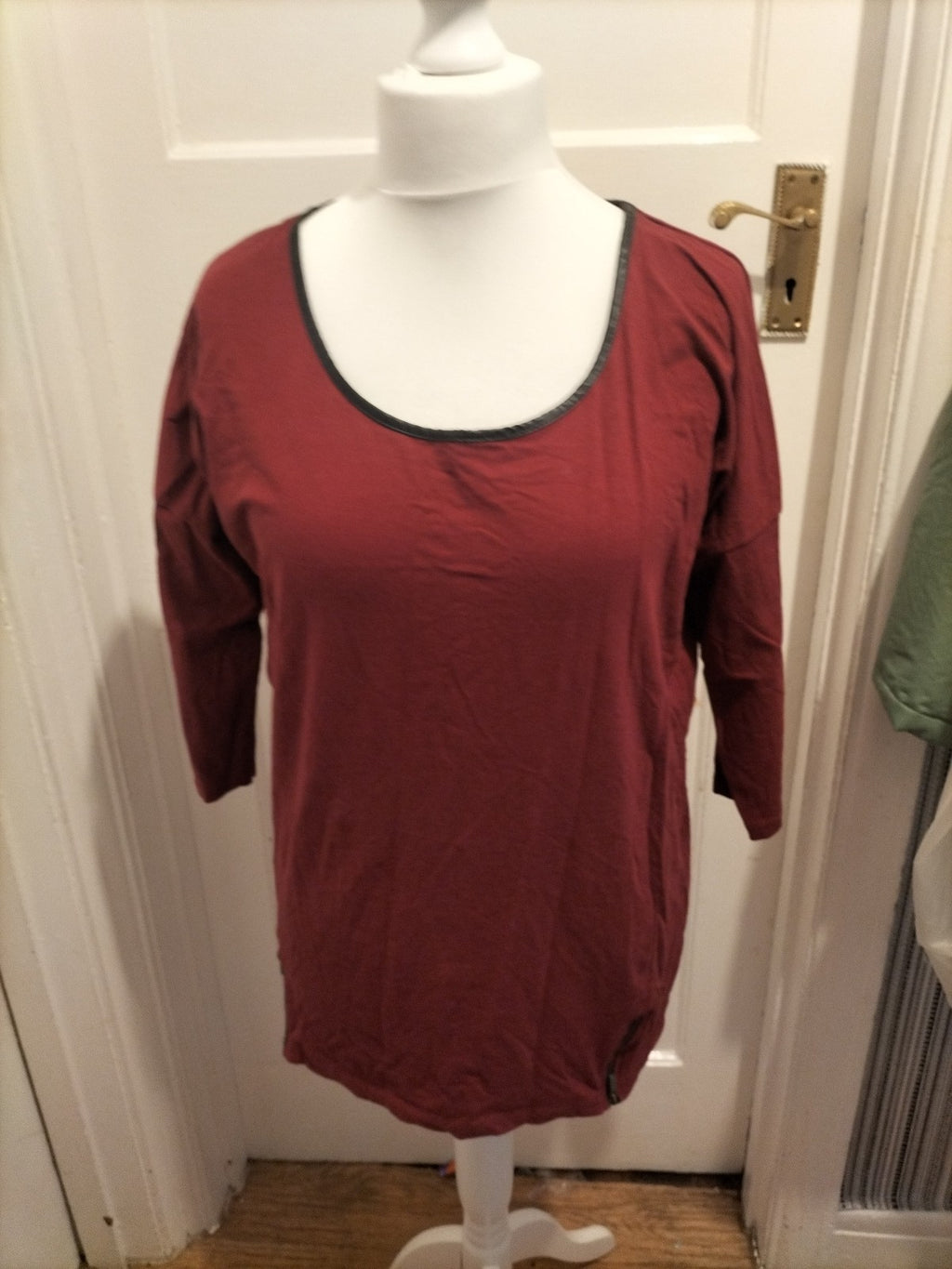 Ladies Esmara Size 18-20 Burgundy 3/4 Sleeved Tshirt