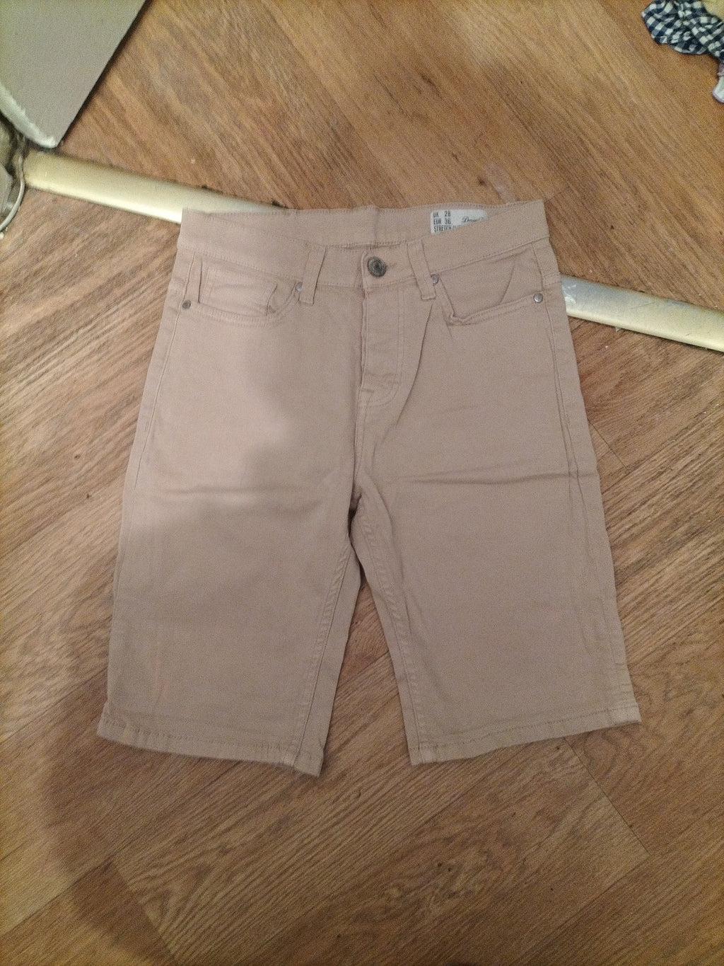 Denim&Co 28" Beige Camel Stretch Slim Shorts
