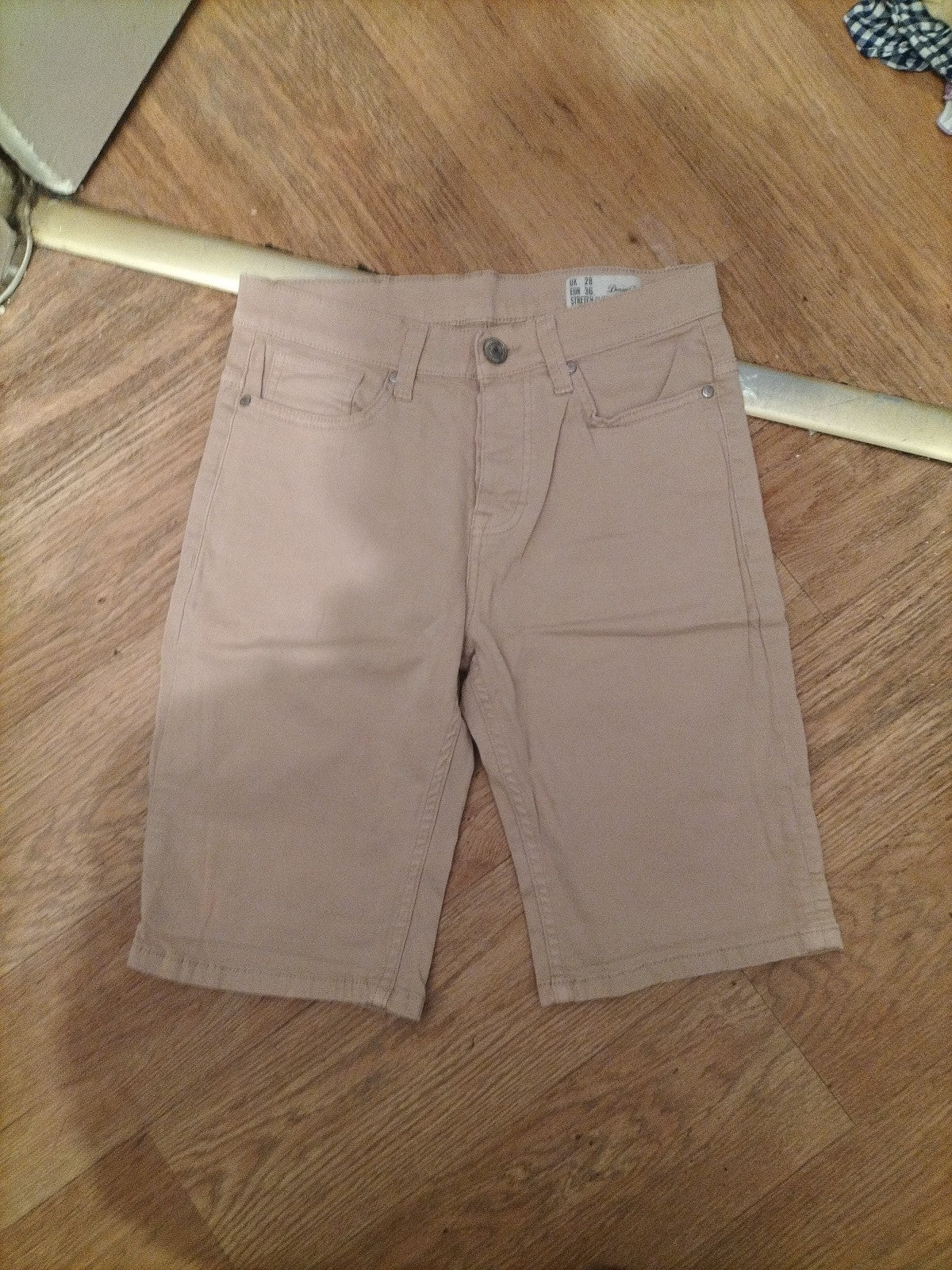 Denim&Co 28" Beige Camel Stretch Slim Shorts
