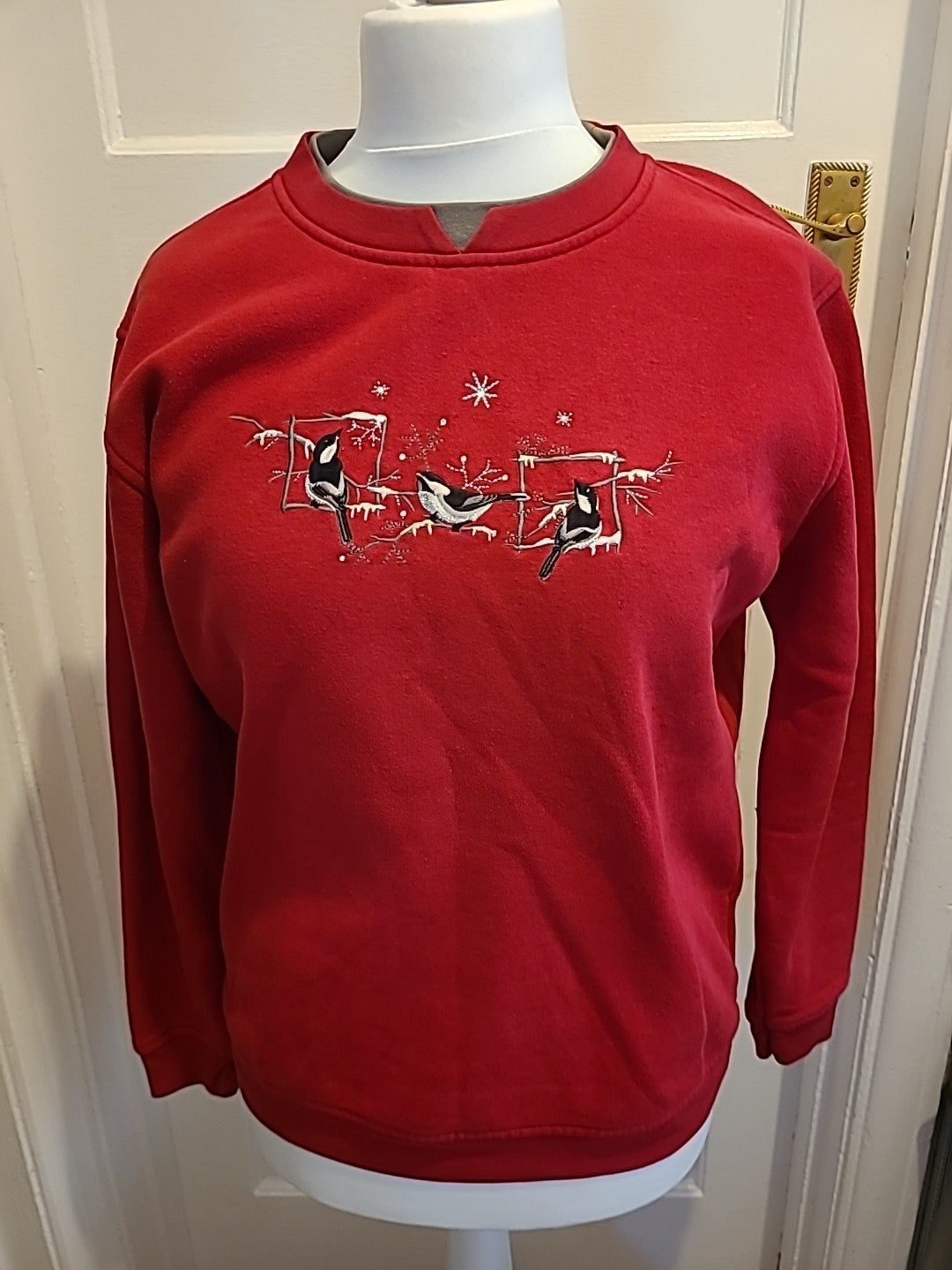 Ladies Size Large Red "Blackbird" Long Sleeved Pullover Jumper