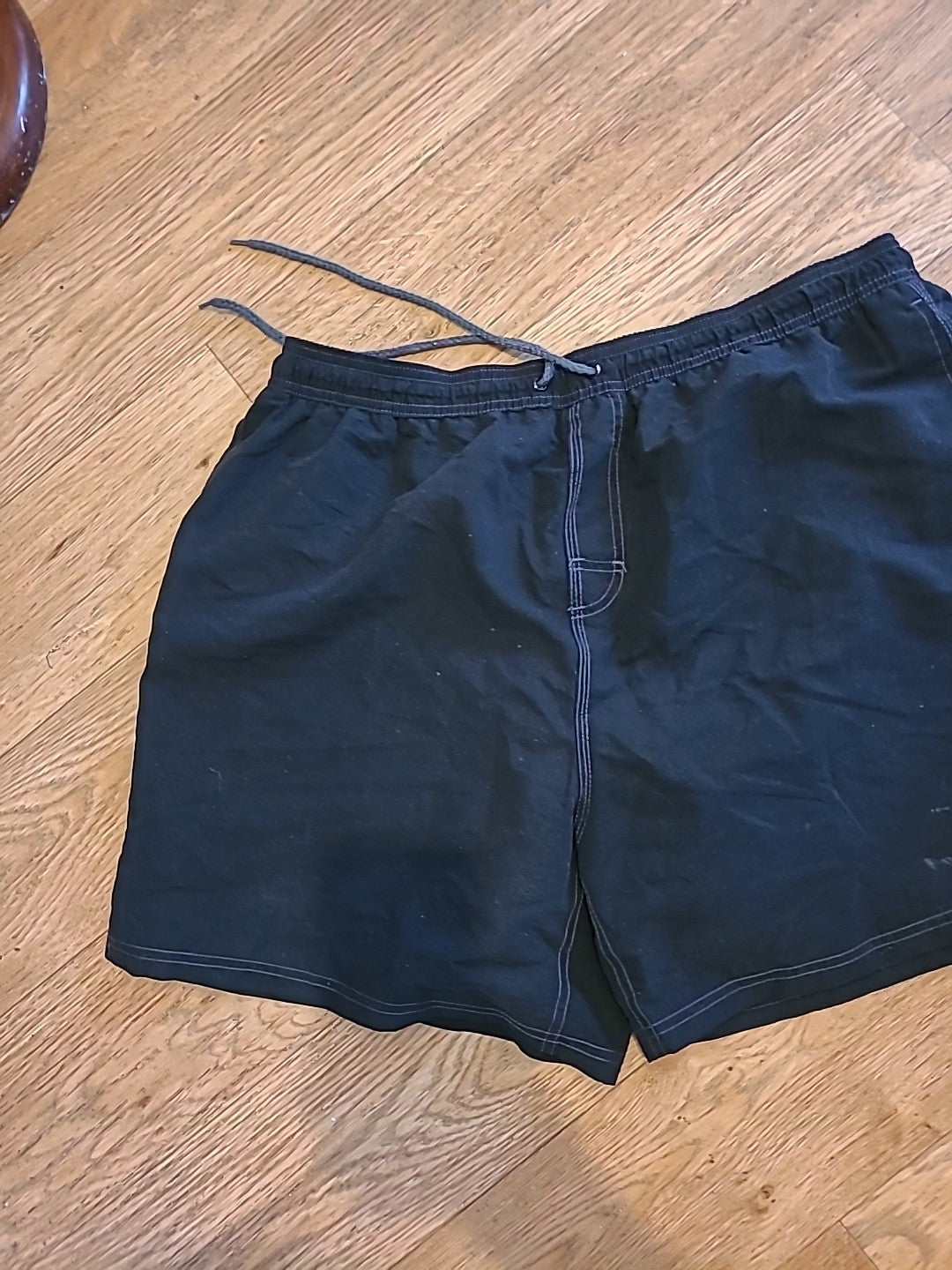 Mens Tu Size XL Black Mesh Lined Elasticated Shorts