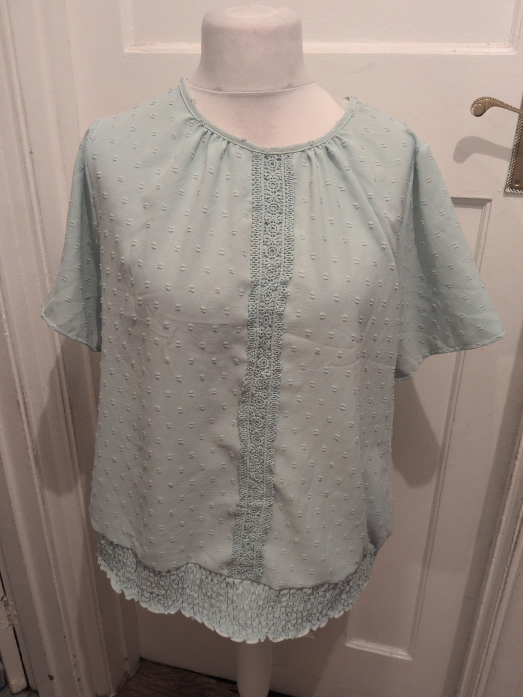 Ladies Size XL Pale Teal Short Sleeve Textured Blouse Marked Neck