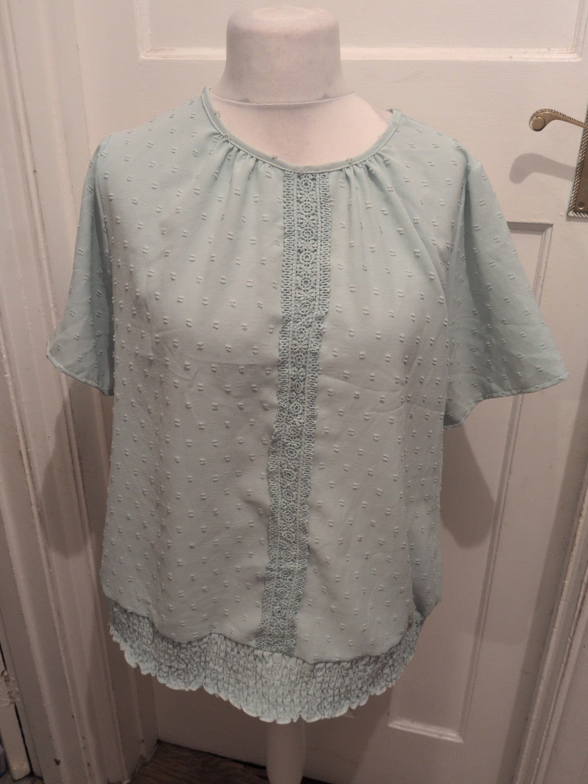 Ladies Size XL Pale Teal Short Sleeve Textured Blouse Marked Neck