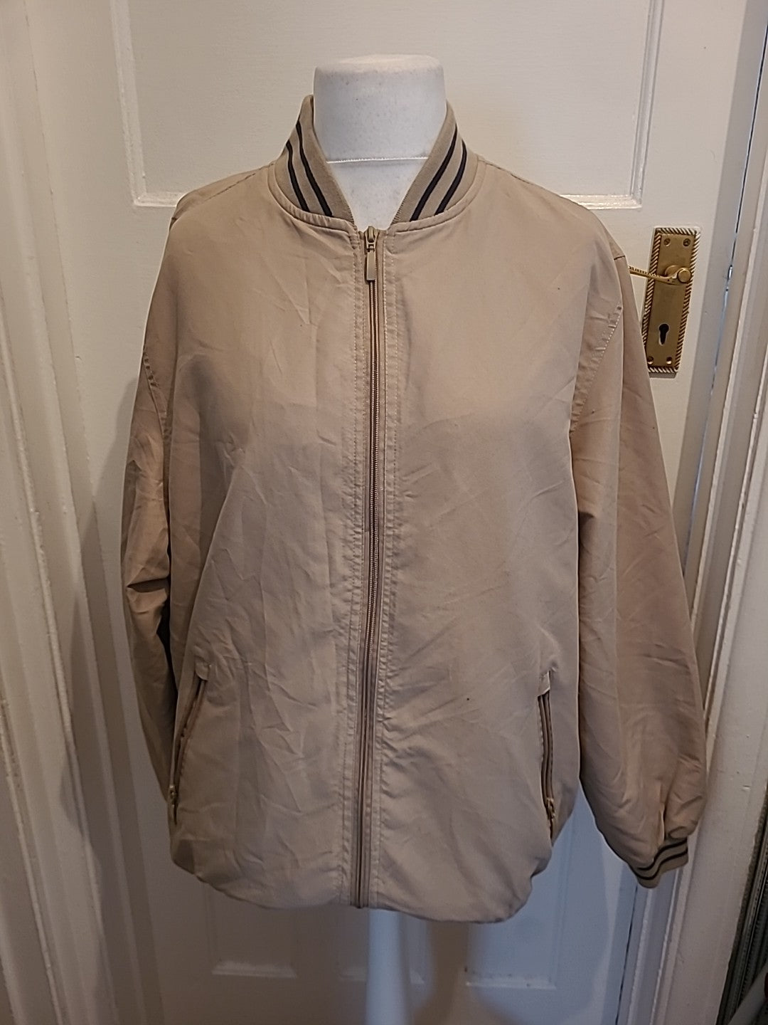 Mens Pegasus Size Medium Beige Full Zip Jacket