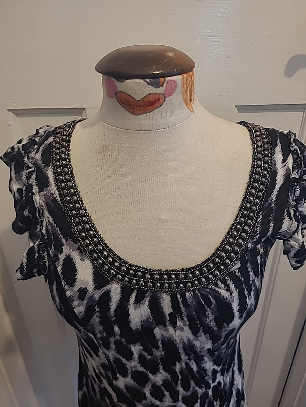 Ladies Wallis Size Small Animal Print Sleeveless Dress