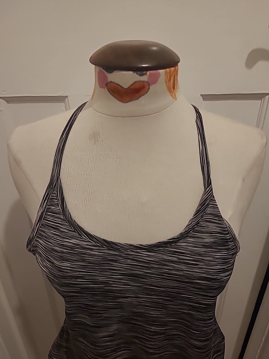 Ladies H&M Sport Size Medium Grey Fleck Racer Style Vest Top