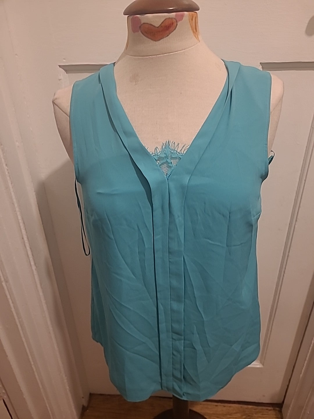 Ladies David Emanuel Size 10 Turquoise Sleeveless V Neck Blouse