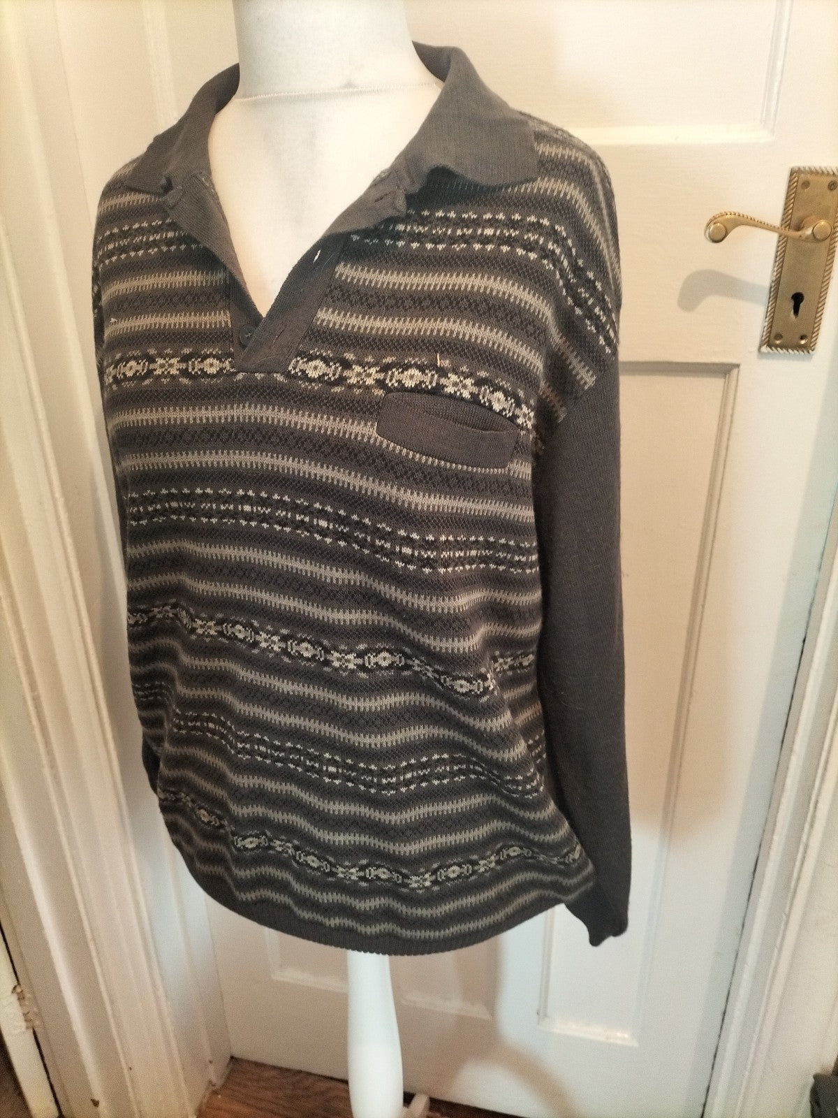 Mwns Damart Size XL Grey/Black Collared Pullover Jumper