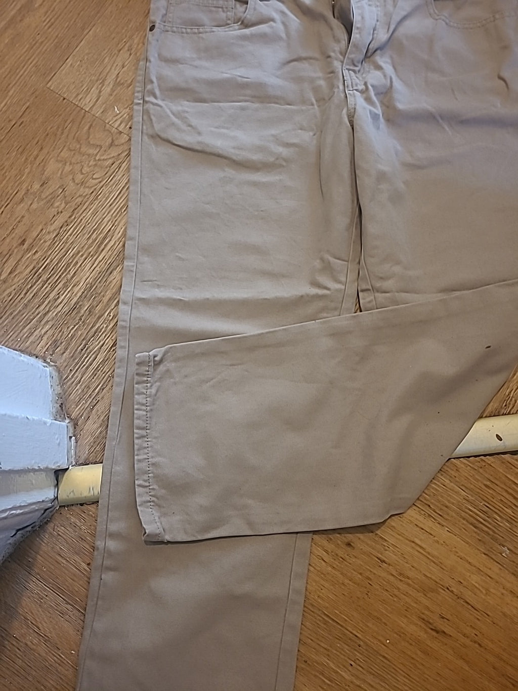 Mens Tu Size 34x30 Beige Jeans