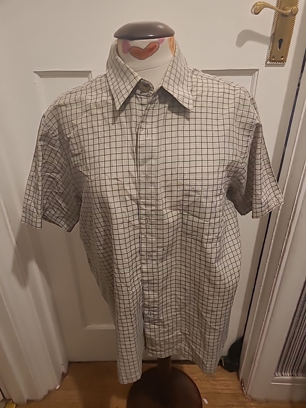 Mens Regatta Size 40" Beige/Grey Check Shirt Short Sleeved