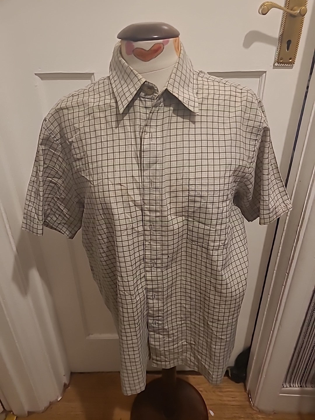 Mens Regatta Size 40" Beige/Grey Check Shirt Short Sleeved