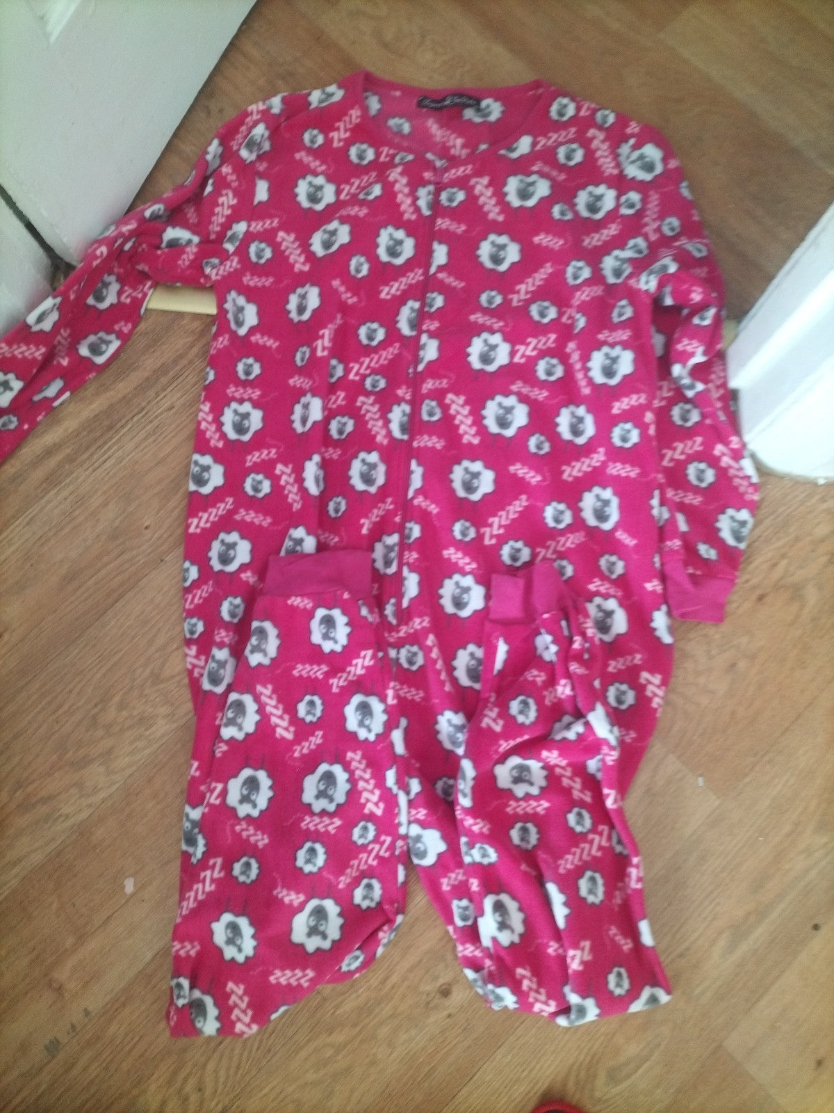 Tom Franks M/L Pink Sheep All In One Pyjama