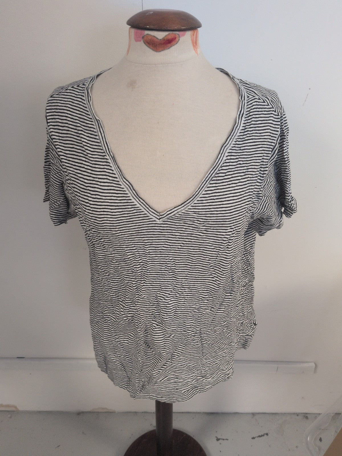 M&S 18 Black And White Short Sleeve V Neck T-shirt
