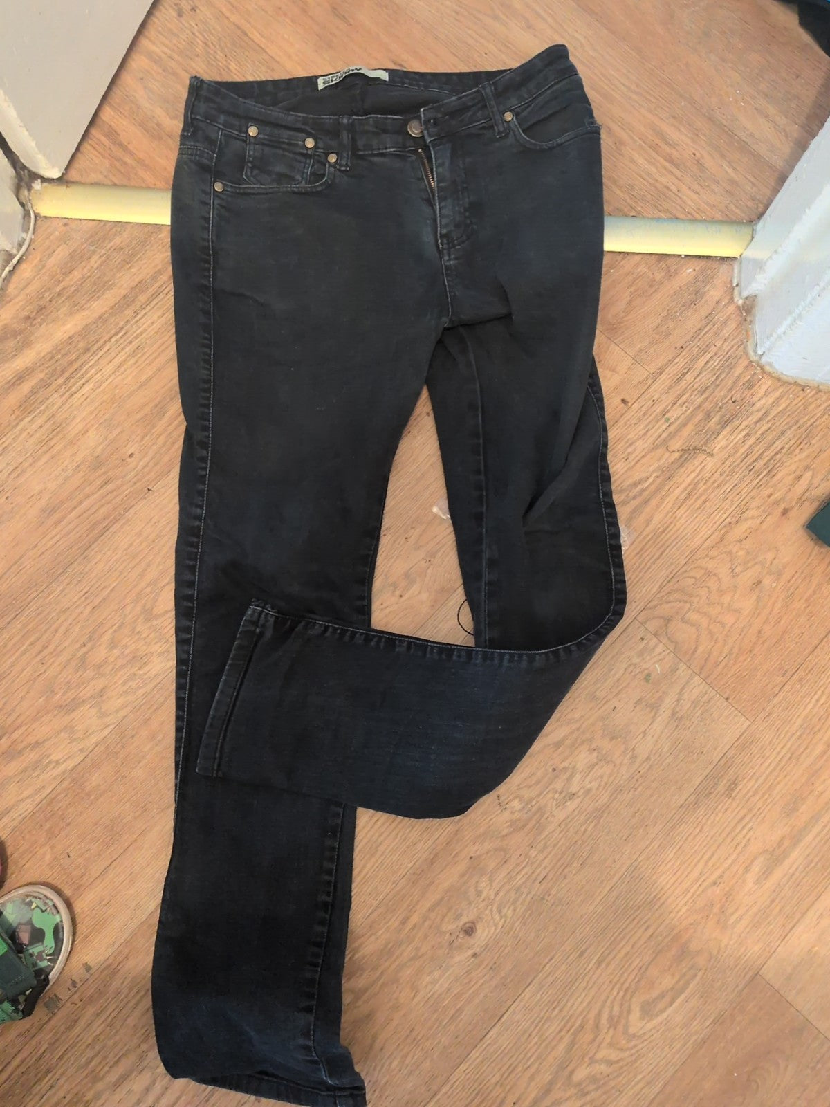 34x32 Stretch Skinny Jeans