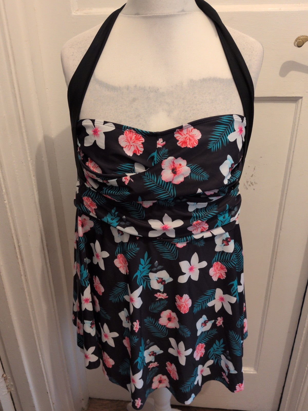 2XL Halter neck Swimwear Top Multicoloured Floral