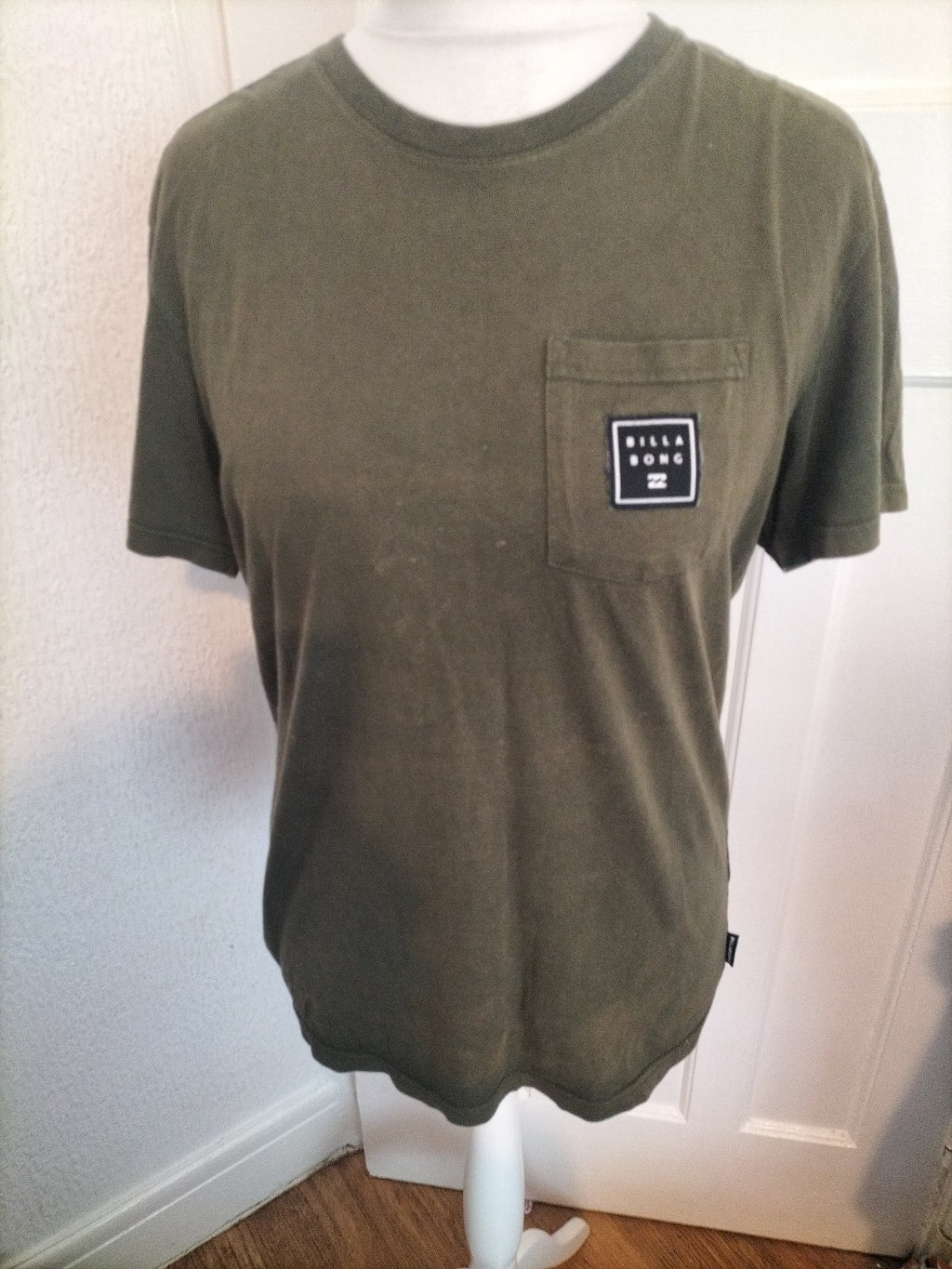 Mens Billabong Size Small Green Short Sleeved Tshirt