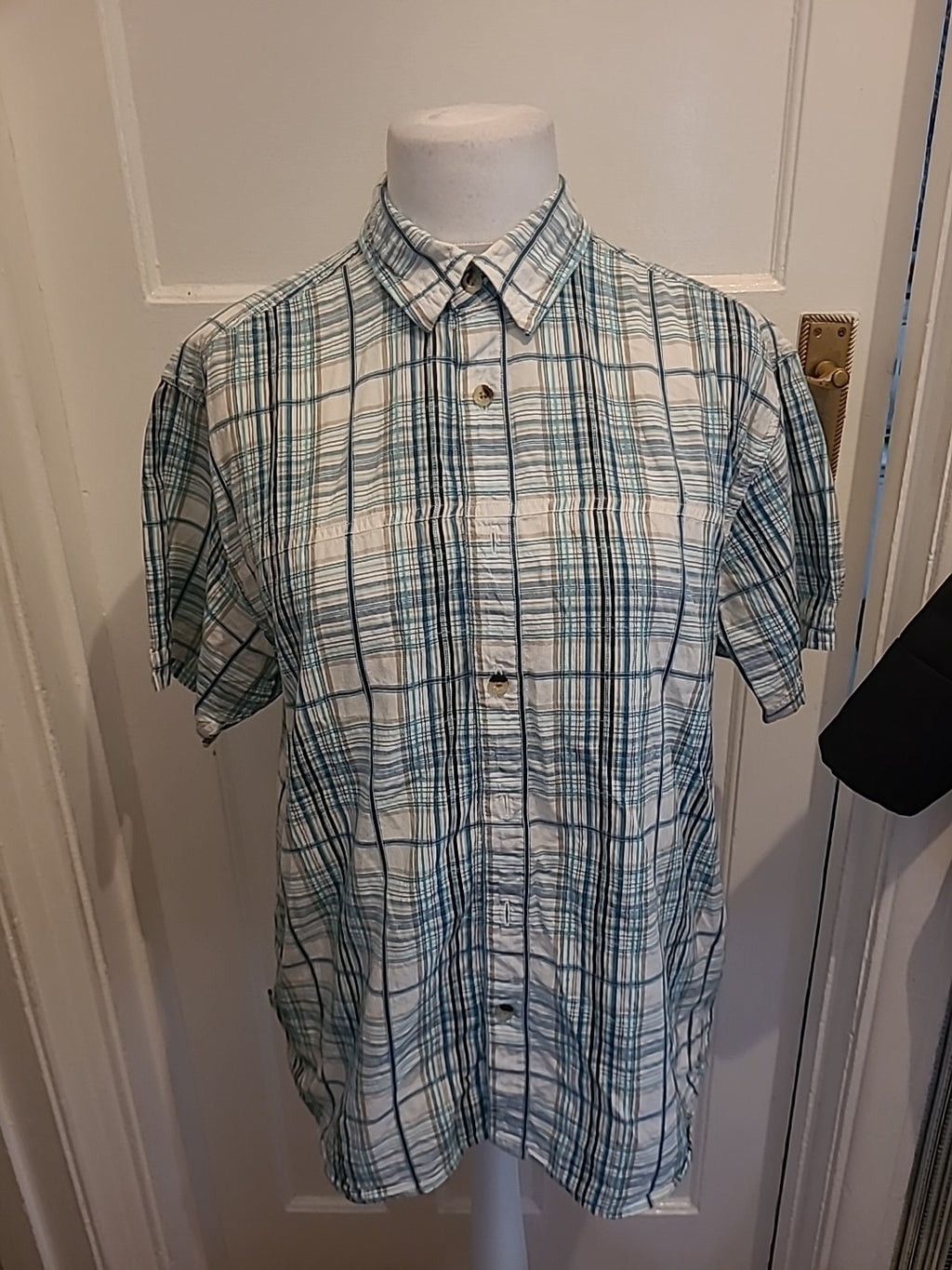 Mens Outdoor Essentials Size L Blue Check Pattern Short Sleeved Shirt