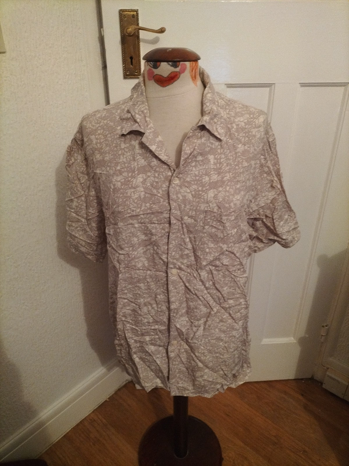 Mens Marks And Spencer Size Large Putty Patterned Short Sleeved Shirt