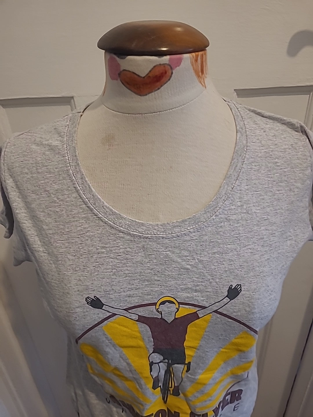 Ladies Fruit Of The Loom Size Medium Grey Short Sleeved Tshirt Print Design