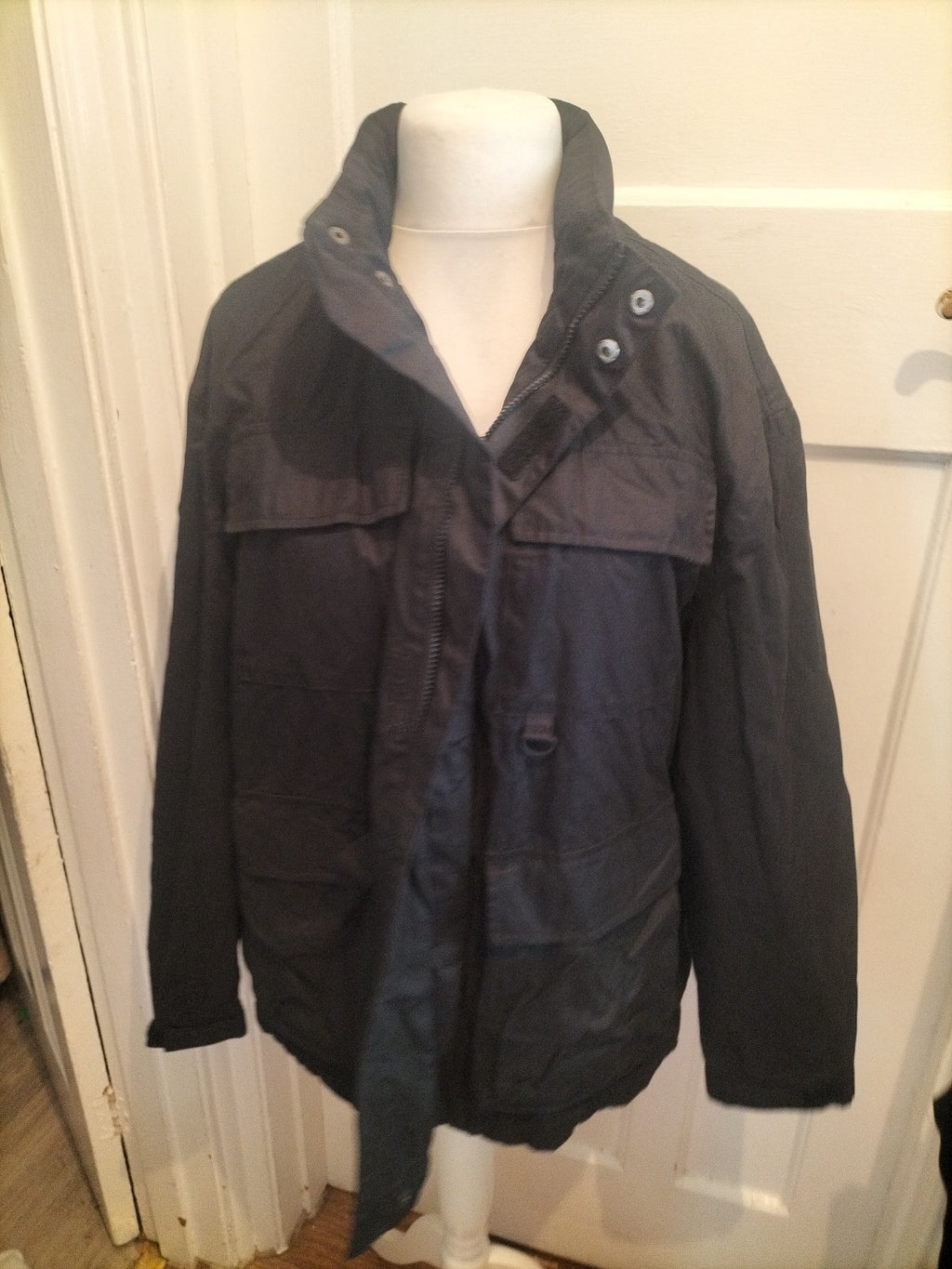 Red Herring Large Black Full Zip Jacket