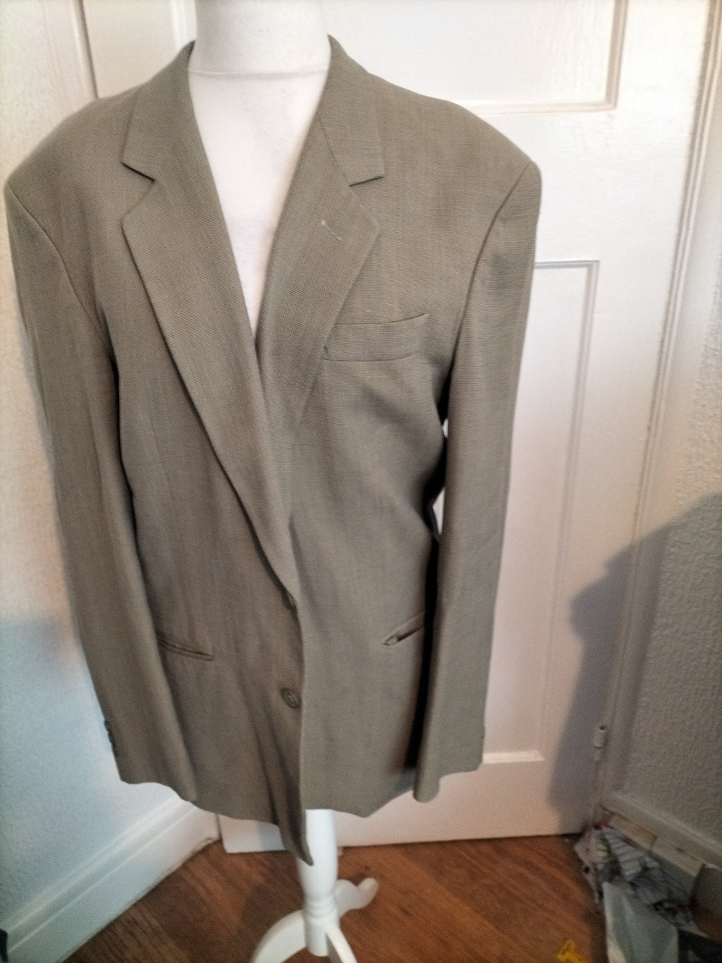 Mens Henry Fox Size 40L Flax/Neutral Padded Tuxedo Jacket