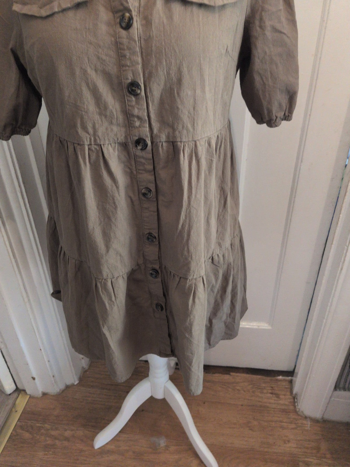 Ladies Shein Size XL Khaki Short Sleeve Collared Blouse