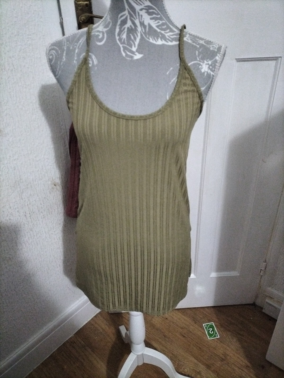 Ladies Boohoo Size 8 Green Strappy Top