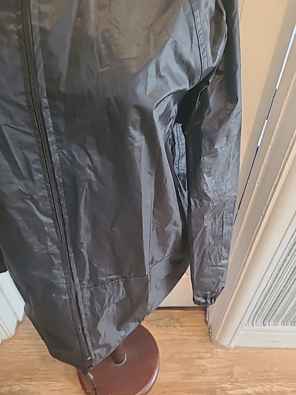 Mens Black Knight Size Large Black Waterproof Coat