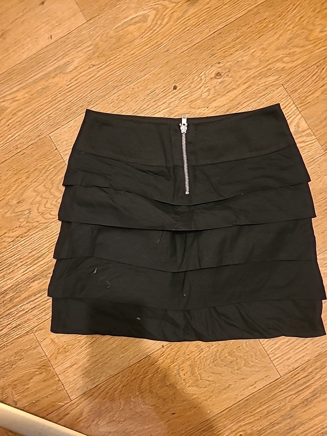 Ladies Primark Size 8 Black Pleated Short Skirt