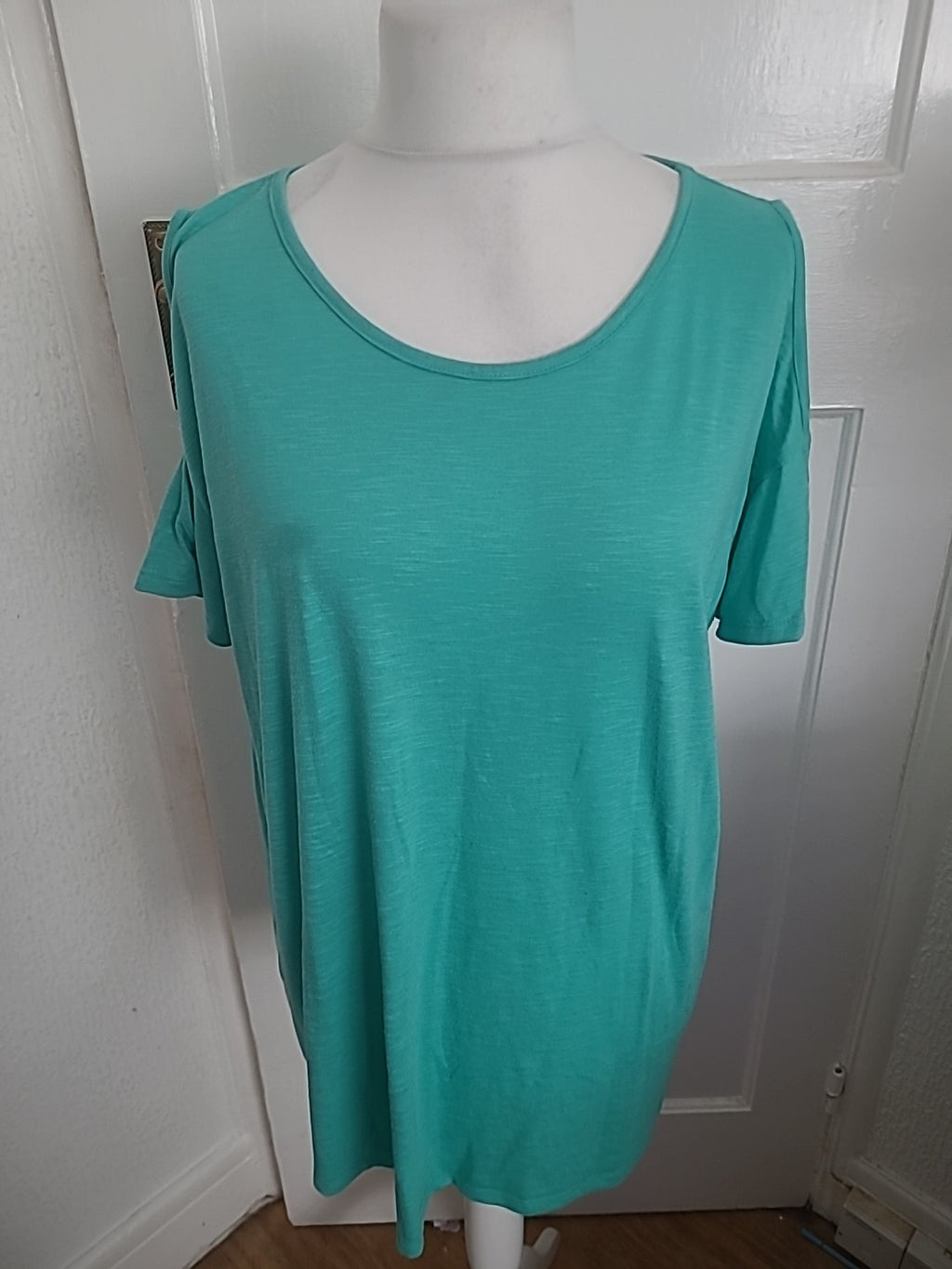 Ladies Matalan Size XL Turquoise Open Shoulder Short Sleeved Blouse